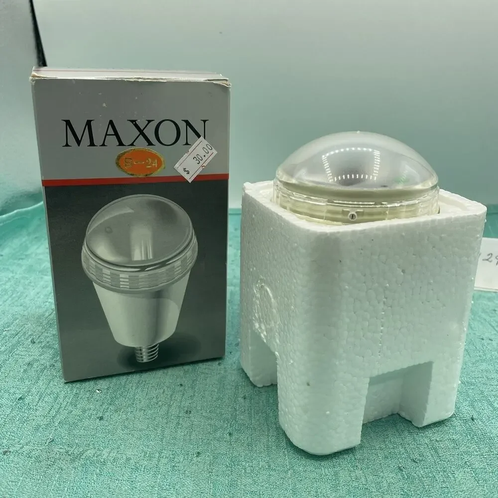 Maxon S-24 AC Slave Flash Light Bulb See Pictures For All Information